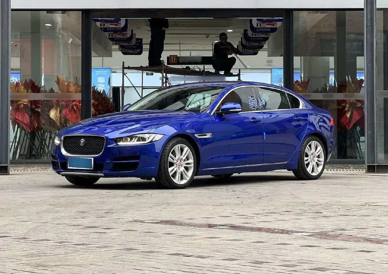 2018 Jaguar XEL 2.0T 250HP L4 8AT