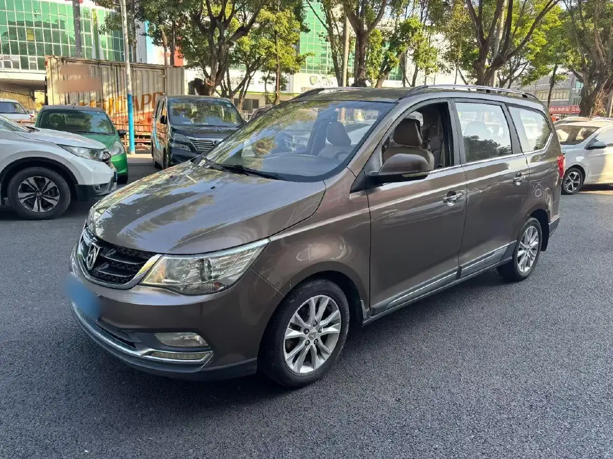 2016 BaoJun 730 1.5L 112HP L4 5MT