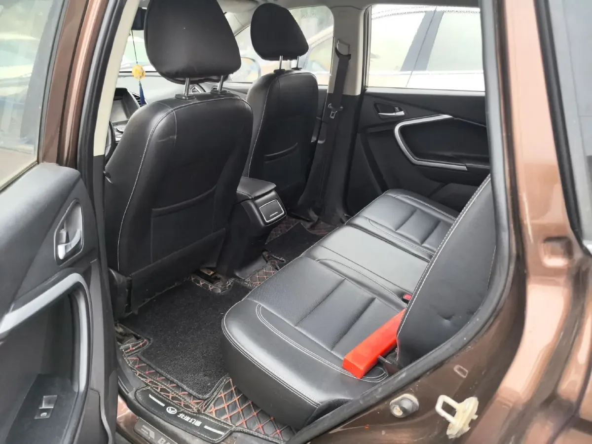 2016 BAIC Hyosow S6 1.5T 150HP L4 6MT,autocango,china used car exporter,china ev exporter,chinese used car exporter,chinese used ev exporter