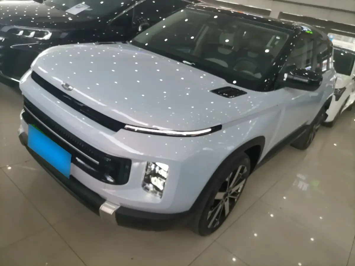 2025 Geely ICON 1.5T 181HP L4 7DCT