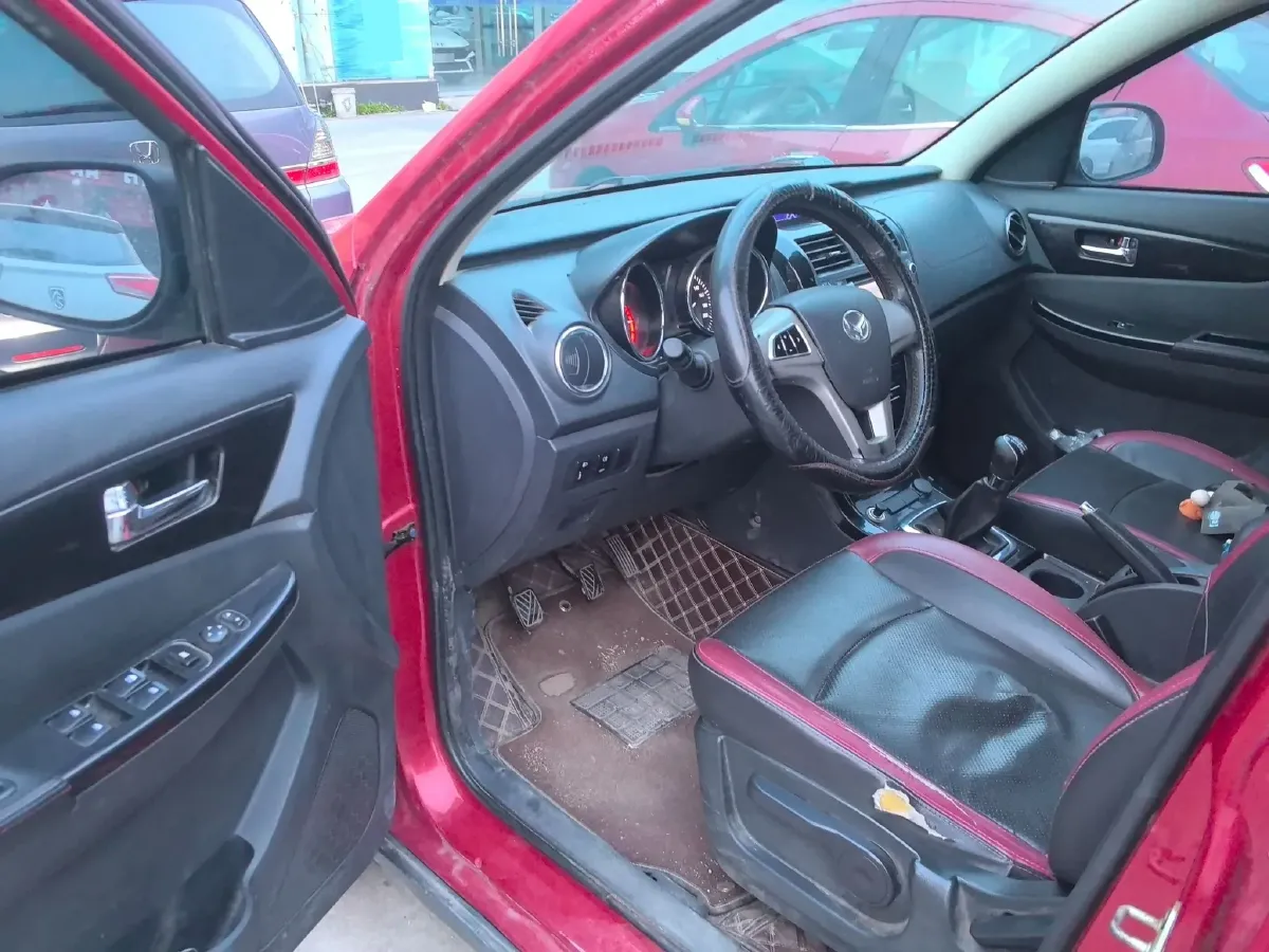 2014 BAIC Hyosow S3 1.5L 113HP L4 5MT,autocango,china used car exporter,china ev exporter,chinese used car exporter,chinese used ev exporter