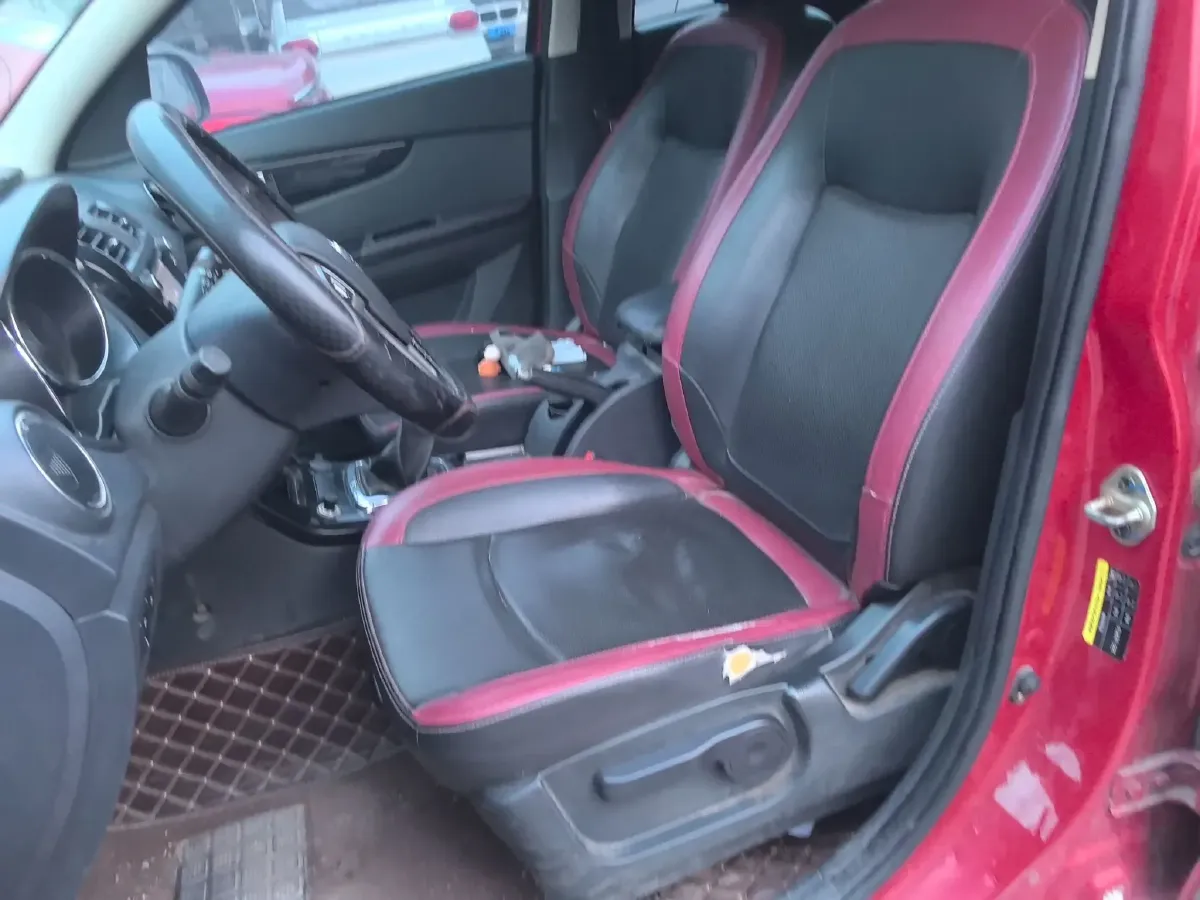 2014 BAIC Hyosow S3 1.5L 113HP L4 5MT,autocango,china used car exporter,china ev exporter,chinese used car exporter,chinese used ev exporter