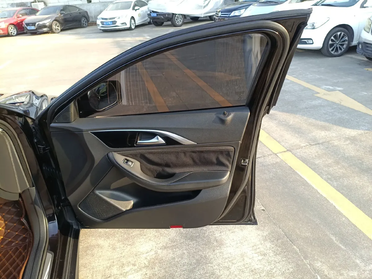 2017 Infiniti QX30 1.6T 156HP L4 7DCT,autocango,china used car exporter,china ev exporter,chinese used car exporter,chinese used ev exporter