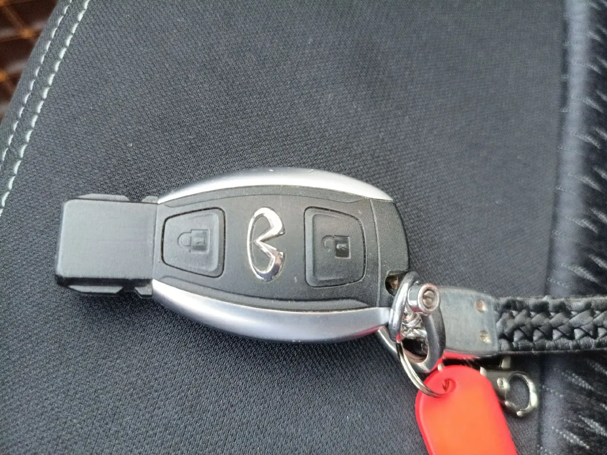 2017 Infiniti QX30 1.6T 156HP L4 7DCT,autocango,china used car exporter,china ev exporter,chinese used car exporter,chinese used ev exporter