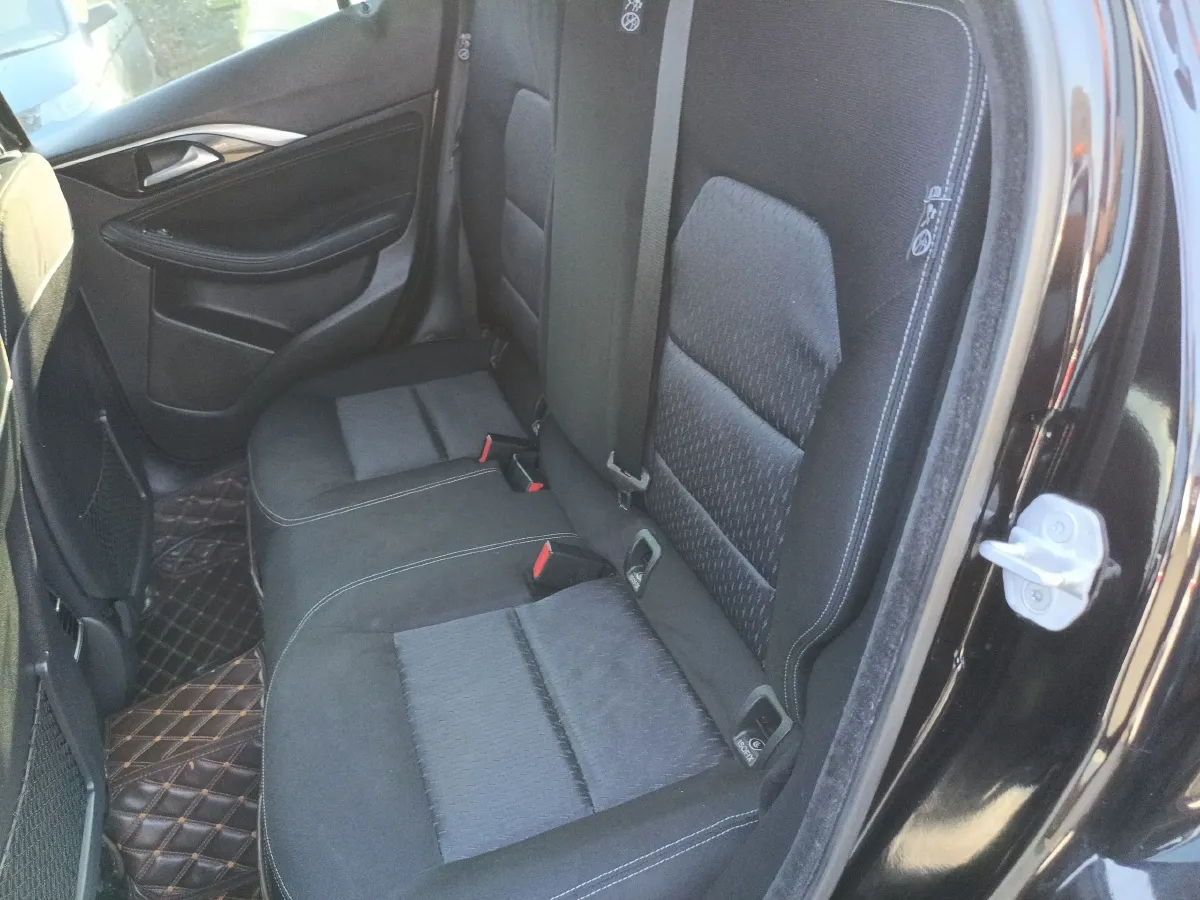 2017 Infiniti QX30 1.6T 156HP L4 7DCT,autocango,china used car exporter,china ev exporter,chinese used car exporter,chinese used ev exporter