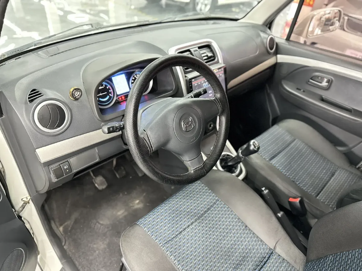 2015 Suzuki Wagon R X5 1.4L 97HP L4 5MT,autocango,china used car exporter,china ev exporter,chinese used car exporter,chinese used ev exporter