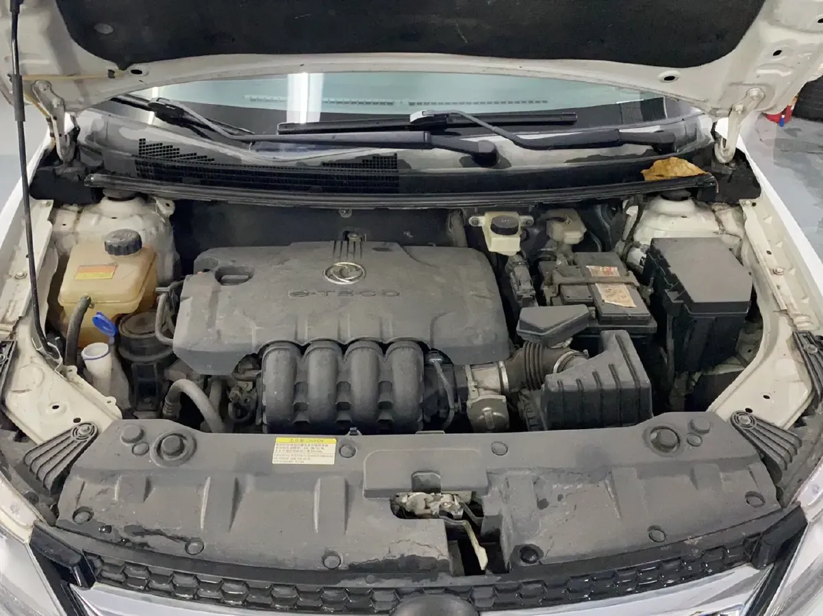 2016 DongFeng Aeolus AX3 1.5L 116HP L4 5MT,autocango,china used car exporter,china ev exporter,chinese used car exporter,chinese used ev exporter