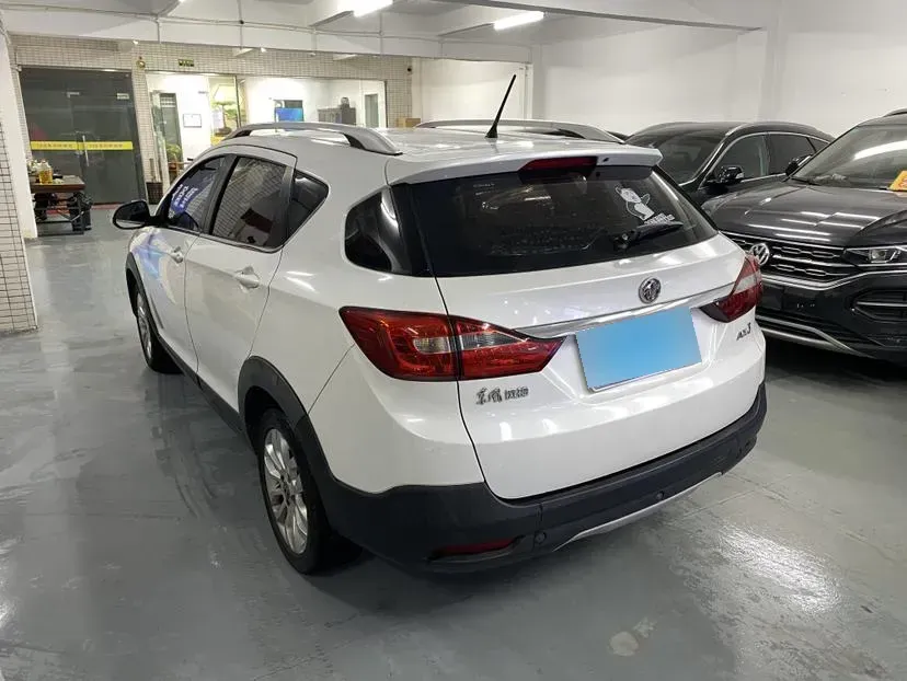 2016 DongFeng Aeolus AX3 1.5L 116HP L4 5MT,autocango,china used car exporter,china ev exporter,chinese used car exporter,chinese used ev exporter