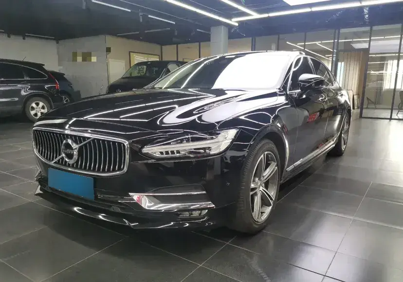 2019 Volvo S90 2.0T 254HP L4 8AT