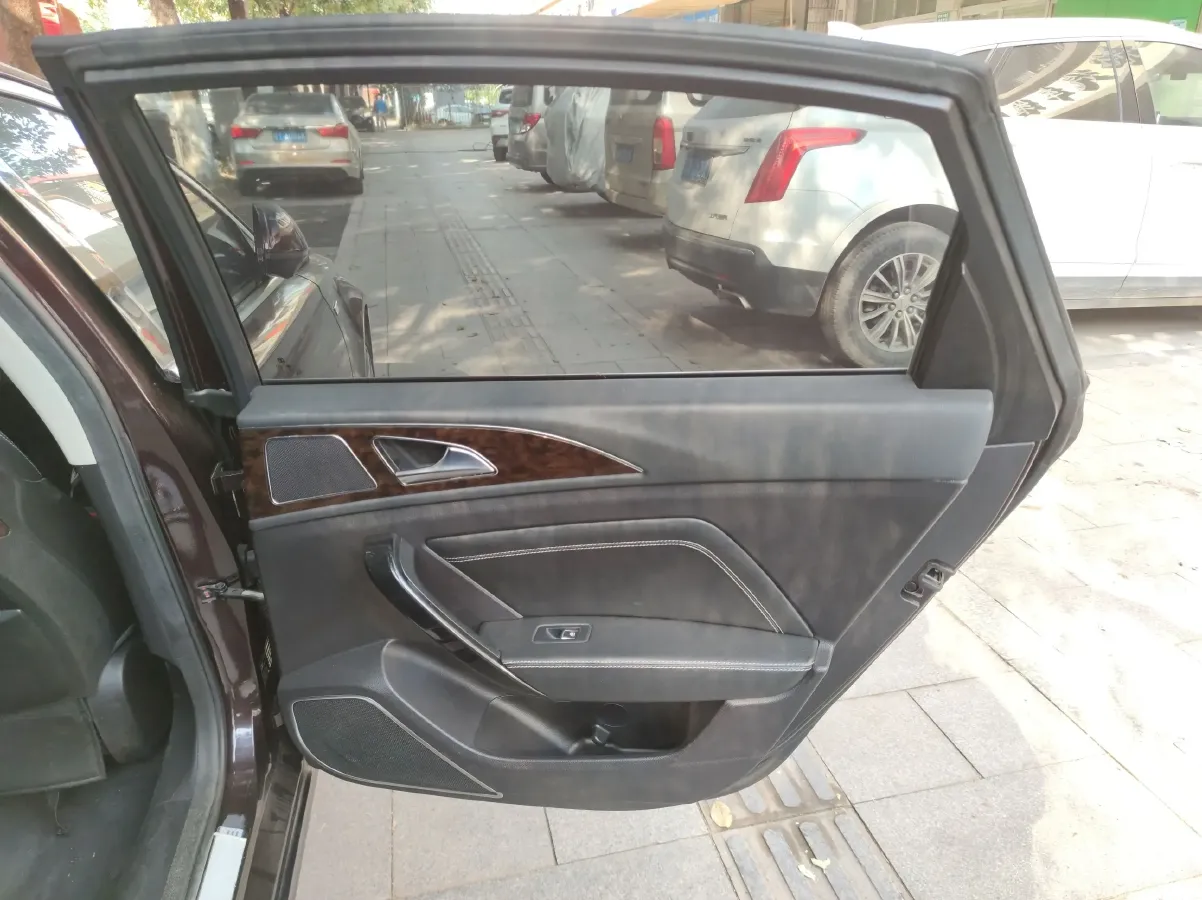 2018 Zotye Z700 1.8T 177HP L4 6DCT,autocango,china used car exporter,china ev exporter,chinese used car exporter,chinese used ev exporter