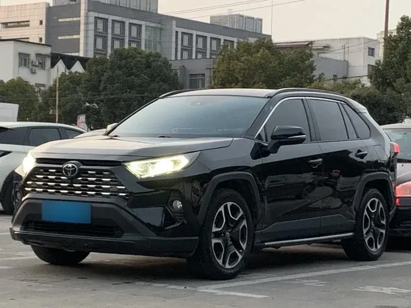 2021 Toyota RAV4 2.0L 171HP L4 CVT
