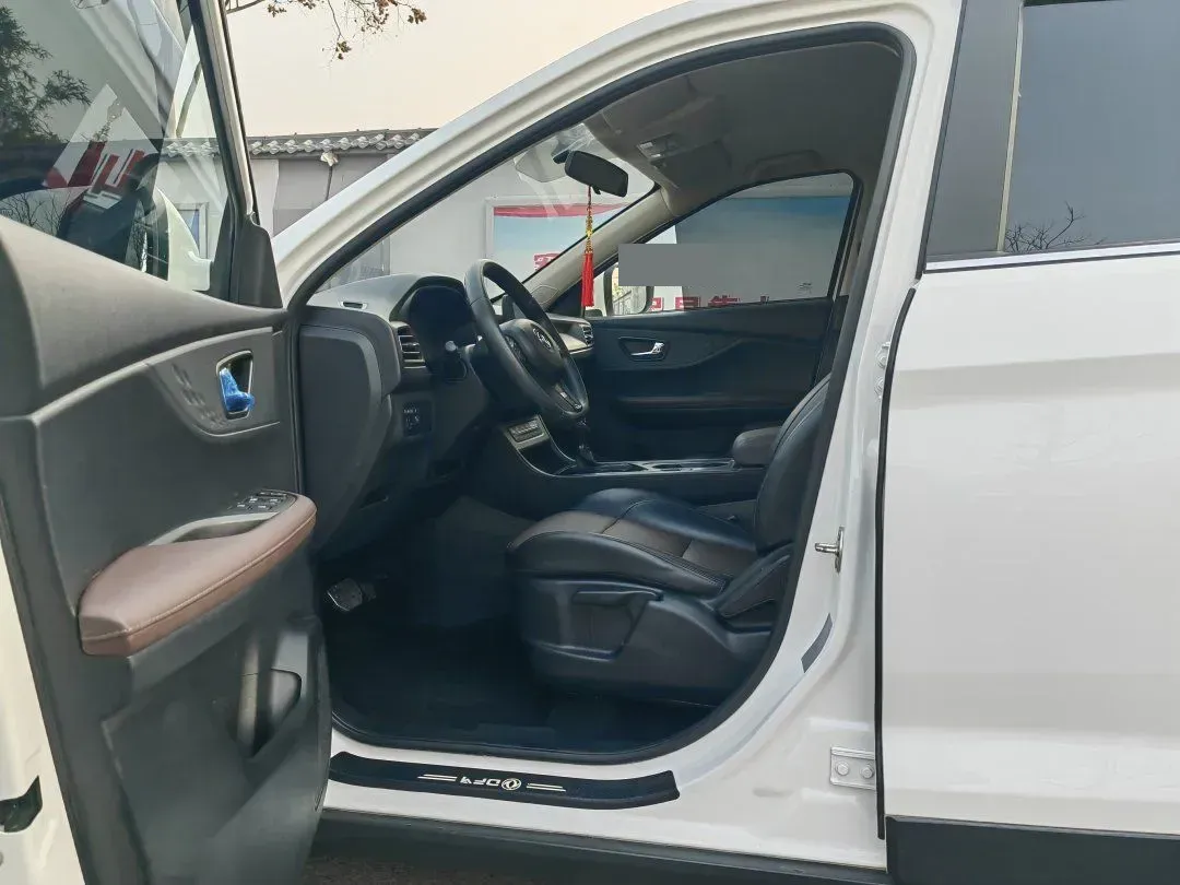 2021 DongFeng Fengon Fengon S560 1.5T 150HP L4 CVT,autocango,china used car exporter,china ev exporter,chinese used car exporter,chinese used ev exporter