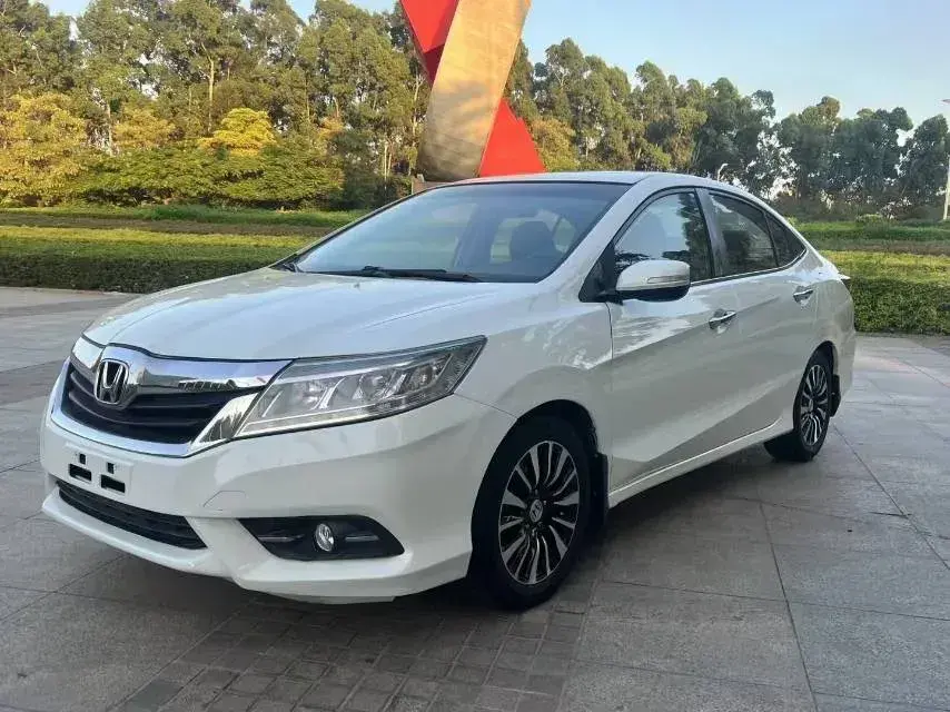 2015 Honda Crider 1.8L 139HP L4 5AT