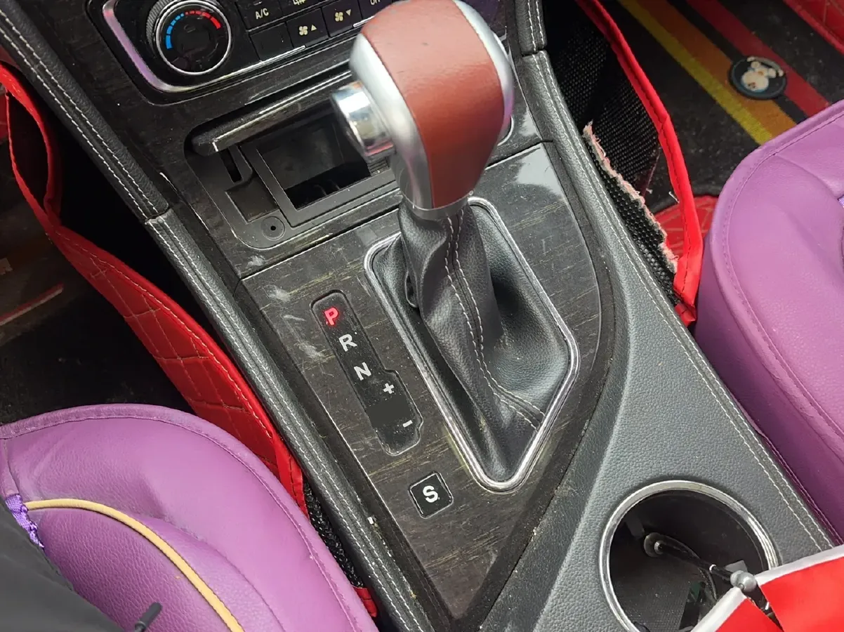 2016 Zotye T600 2.0T 190HP L4 6DCT,autocango,china used car exporter,china ev exporter,chinese used car exporter,chinese used ev exporter