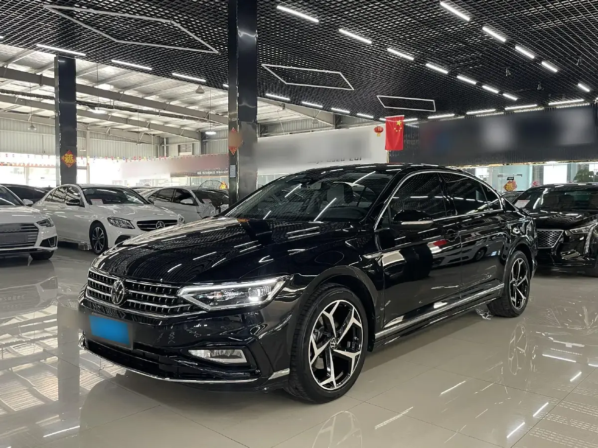 2023 Volkswagen Magotan 2.0T 186HP L4 7DCT