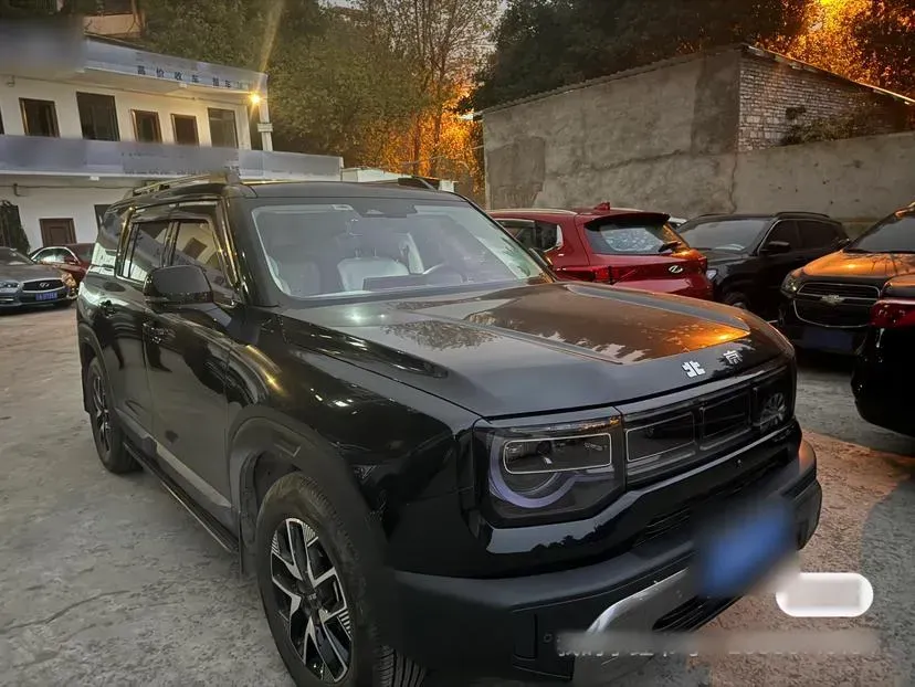 2024 BeiJing BJ30 1.5T 188HP L4 7DCT,autocango,china used car exporter,china ev exporter,chinese used car exporter,chinese used ev exporter