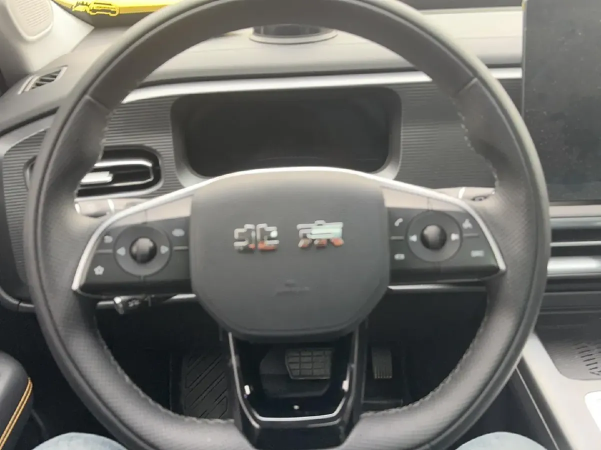 2024 BeiJing BJ30 1.5T 188HP L4 7DCT,autocango,china used car exporter,china ev exporter,chinese used car exporter,chinese used ev exporter