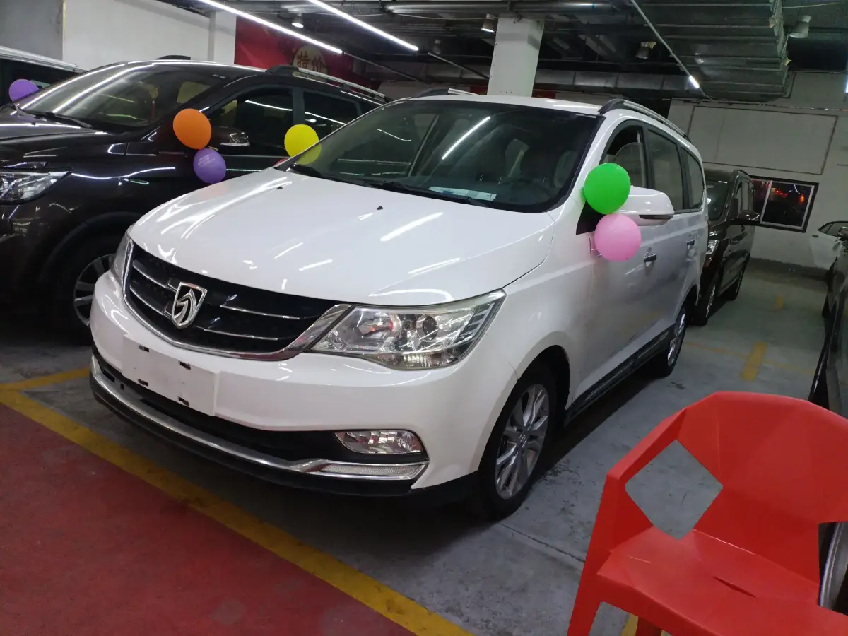 2016 BaoJun 730 1.5L 112HP L4 5MT