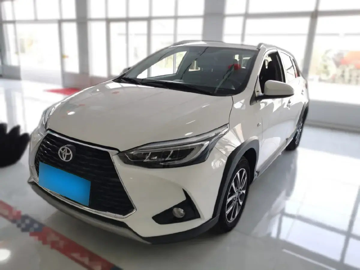 2022 Toyota Yaris L 1.5L 112HP L4 CVT