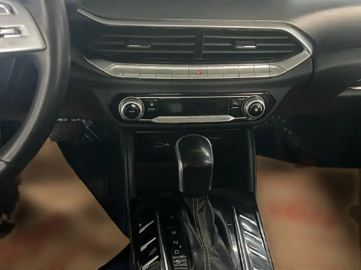 2019 Bestune T77 1.2T 143HP L4 7DCT,autocango,china used car exporter,china ev exporter,chinese used car exporter,chinese used ev exporter