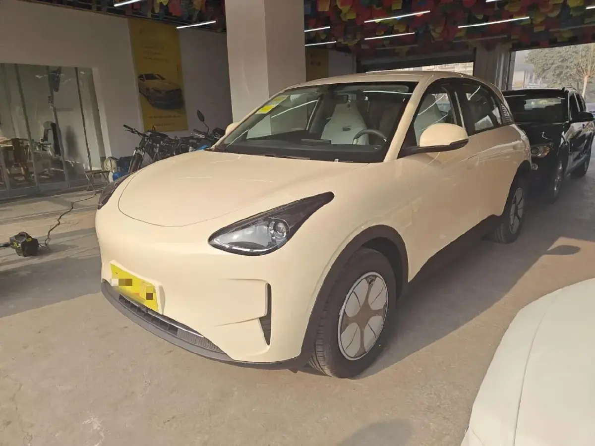 2025 Geely XingYuan BEV 30.12KWH