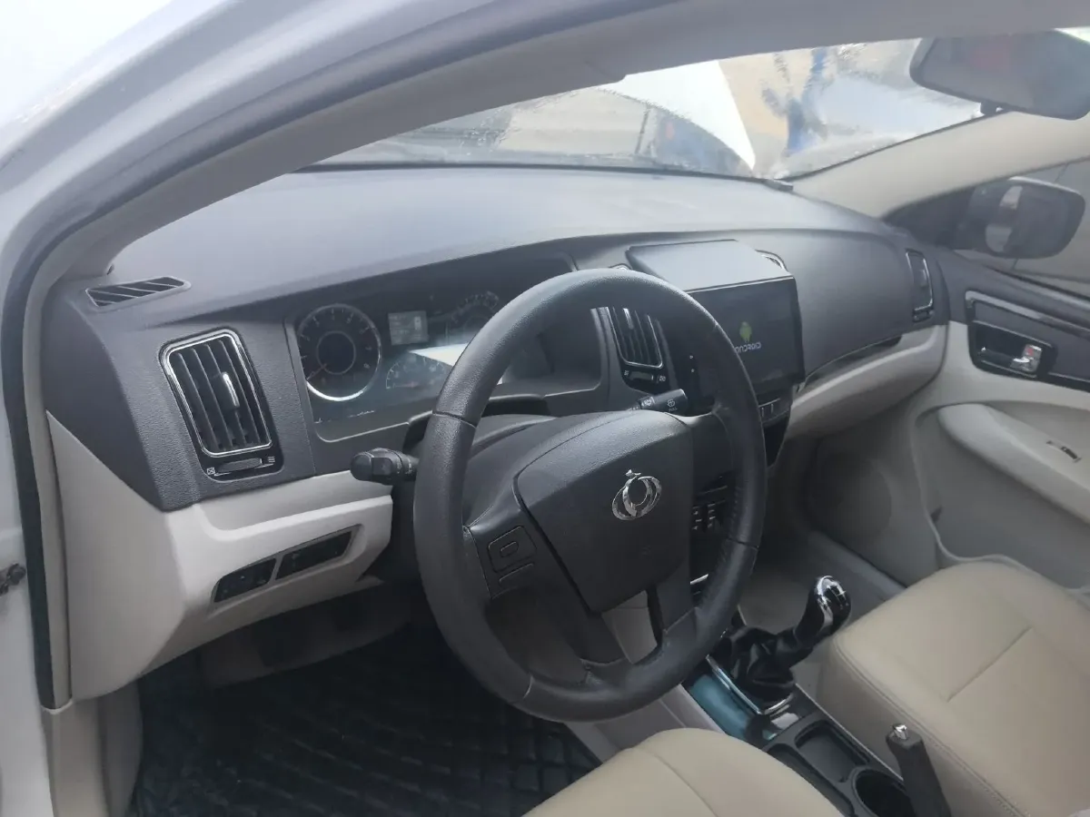 2013 Geely GC7 1.5L 109HP L4 5MT,autocango,china used car exporter,china ev exporter,chinese used car exporter,chinese used ev exporter
