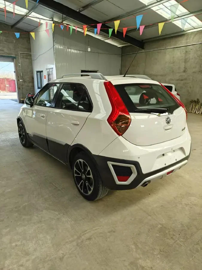 2015 MG 3SW 1.5L 109HP L4 5AMT,autocango,china used car exporter,china ev exporter,chinese used car exporter,chinese used ev exporter