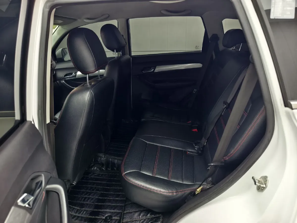 2019 KaiYi X3 1.5L 116HP L4 5MT,autocango,china used car exporter,china ev exporter,chinese used car exporter,chinese used ev exporter