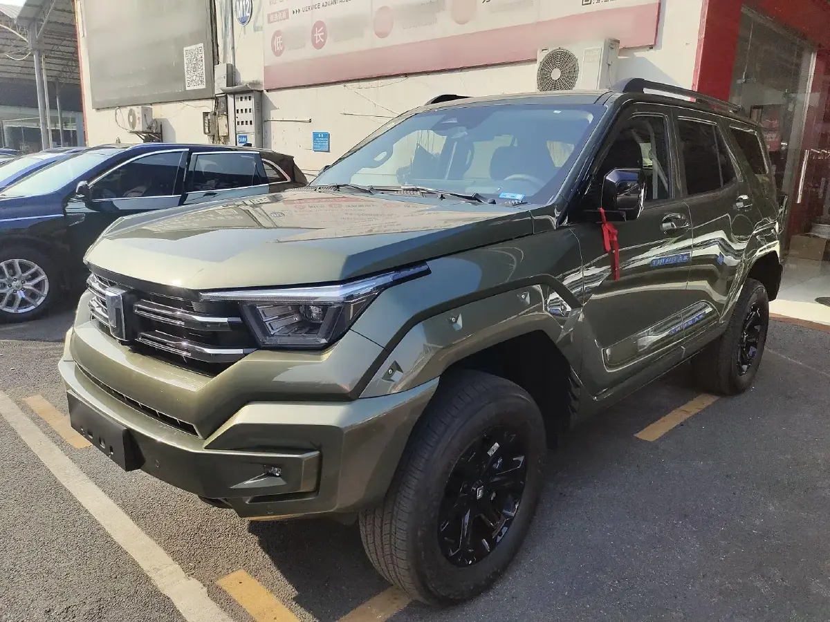 2024 Tank 400 2.0T 252HP L4 9AT PHEV 36.7/37.1KWH