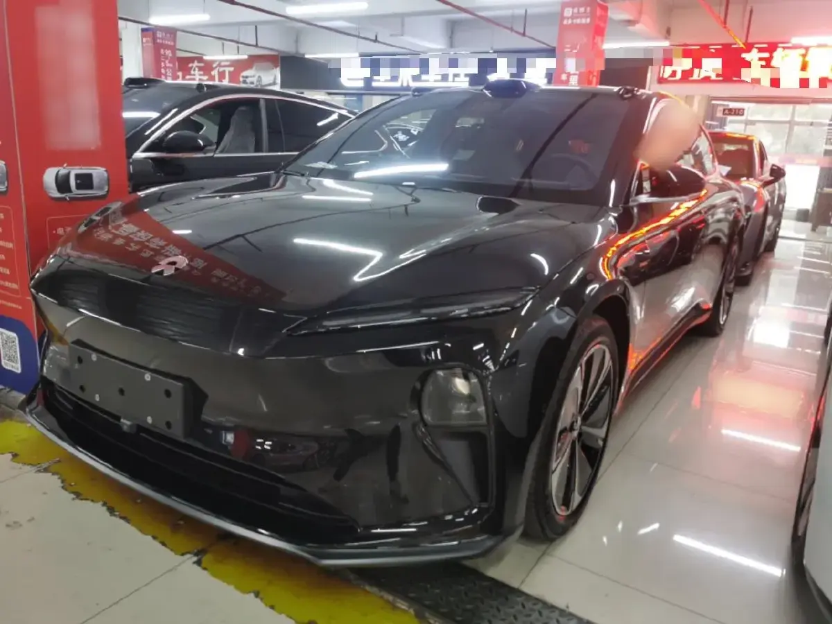 2024 NIO ET5T BEV 75KWH