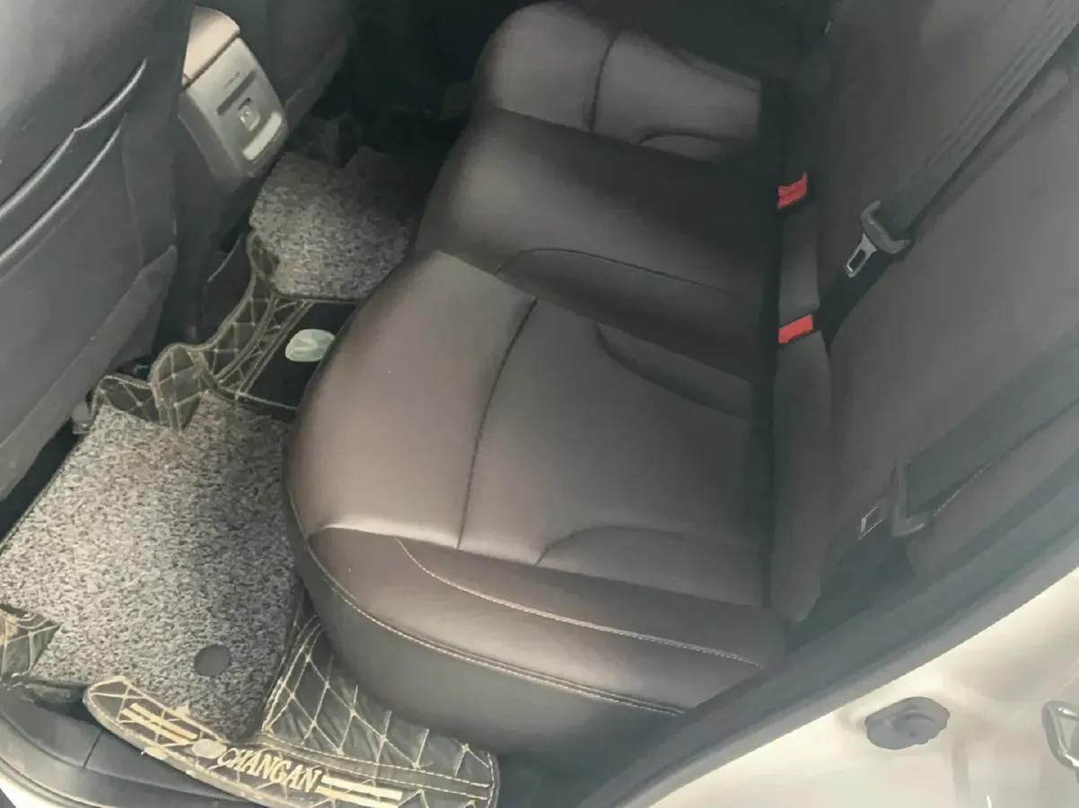 2019 ChangAn CS35 Plus 1.6L 128HP L4 5MT,autocango,china used car exporter,china ev exporter,chinese used car exporter,chinese used ev exporter