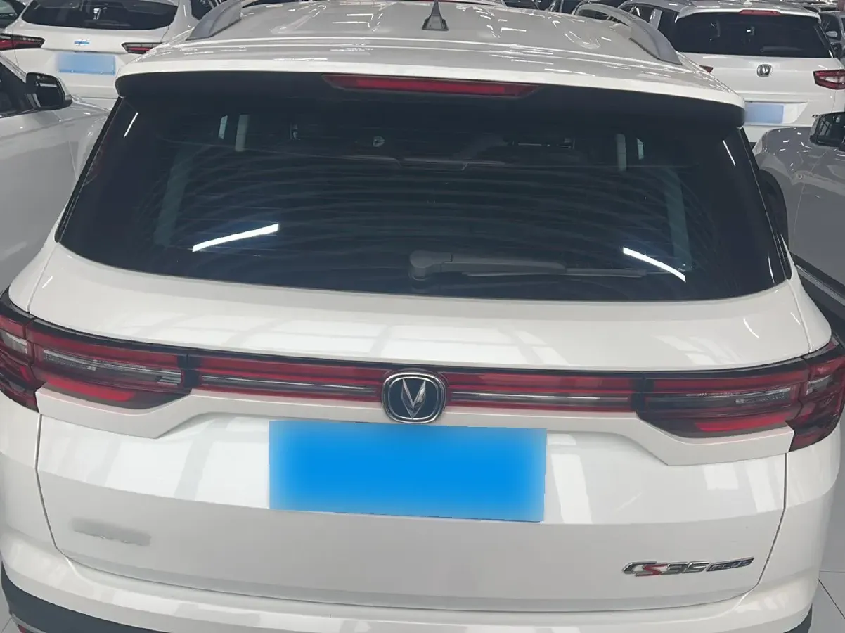 2019 ChangAn CS35 Plus 1.6L 128HP L4 5MT,autocango,china used car exporter,china ev exporter,chinese used car exporter,chinese used ev exporter