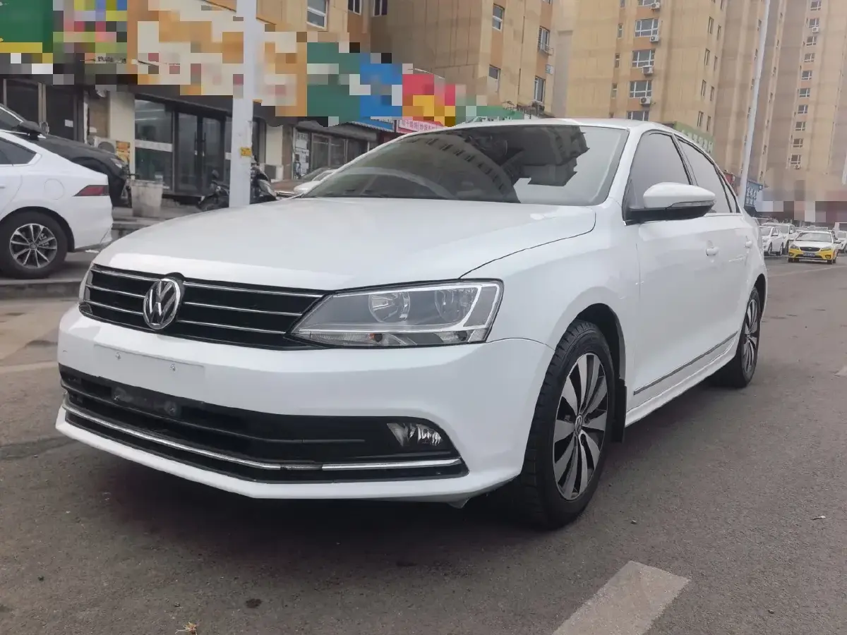 2018 Volkswagen Sagitar 1.4T 150HP L4 7DCT
