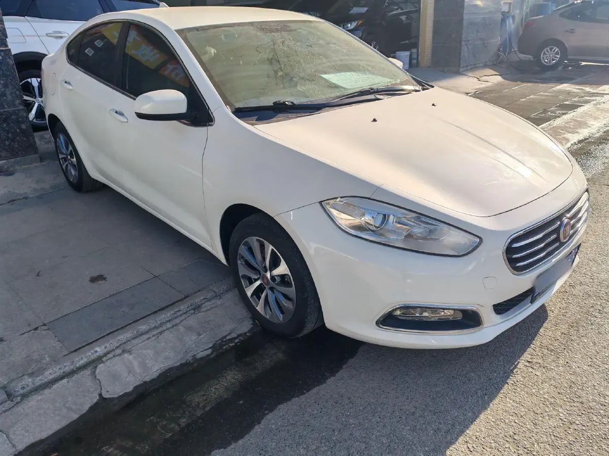 2012 Fiat Viaggio 1.4T 120HP L4 5MT,autocango,china used car exporter,china ev exporter,chinese used car exporter,chinese used ev exporter