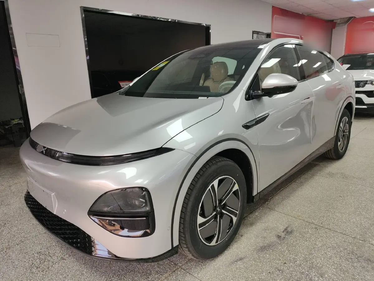 2024 Xpeng G6 BEV 66KWH