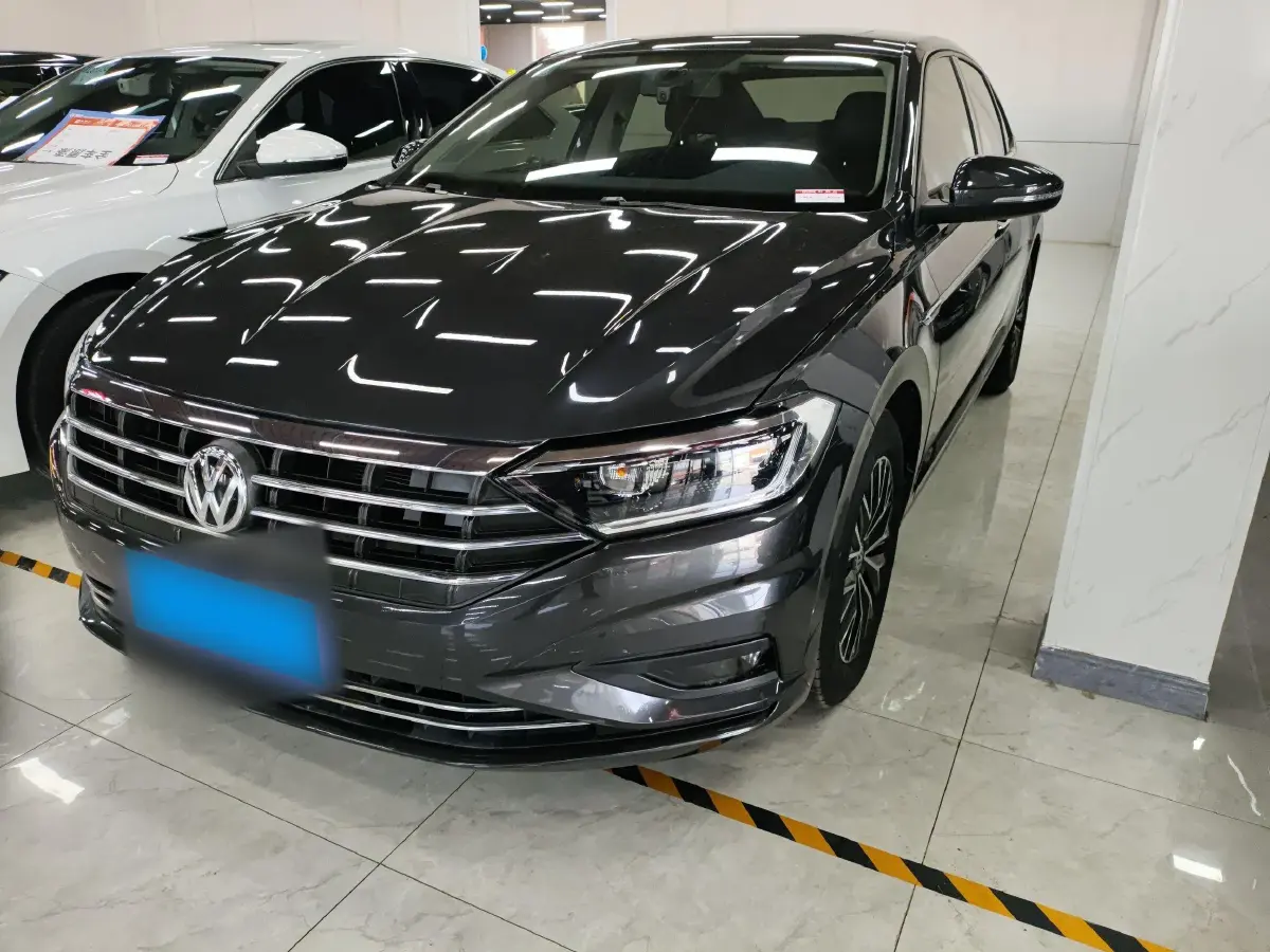 2020 Volkswagen Sagitar 1.4T 150HP L4 7DCT
