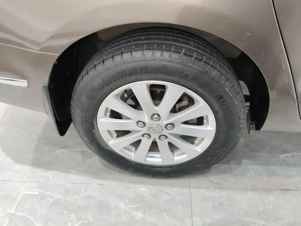 2017 Buick GL8 2.5L 200HP L4 6AT,autocango,china used car exporter,china ev exporter,chinese used car exporter,chinese used ev exporter