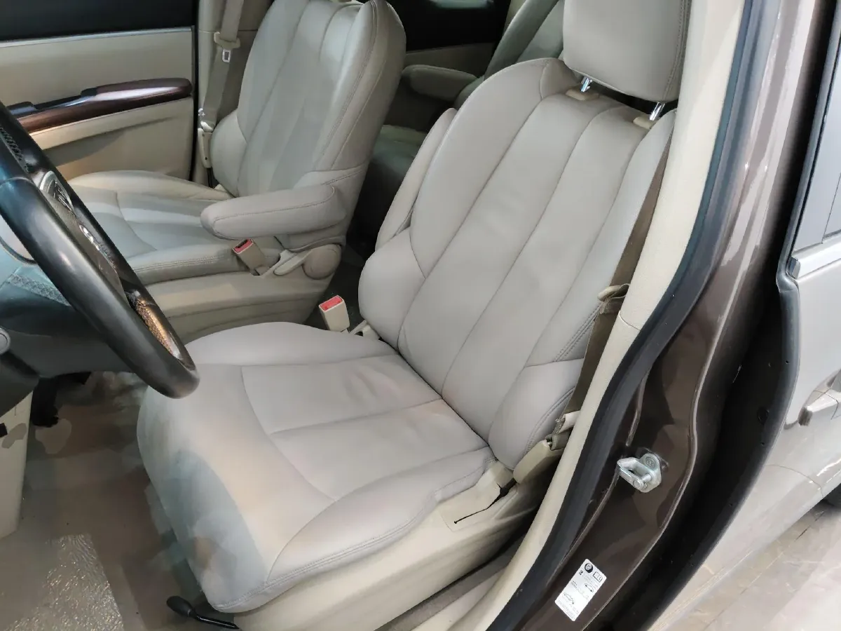 2017 Buick GL8 2.5L 200HP L4 6AT,autocango,china used car exporter,china ev exporter,chinese used car exporter,chinese used ev exporter