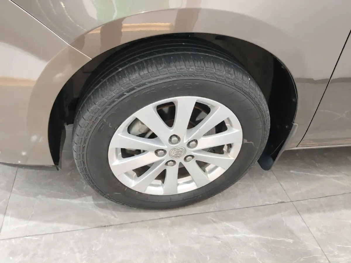 2017 Buick GL8 2.5L 200HP L4 6AT,autocango,china used car exporter,china ev exporter,chinese used car exporter,chinese used ev exporter