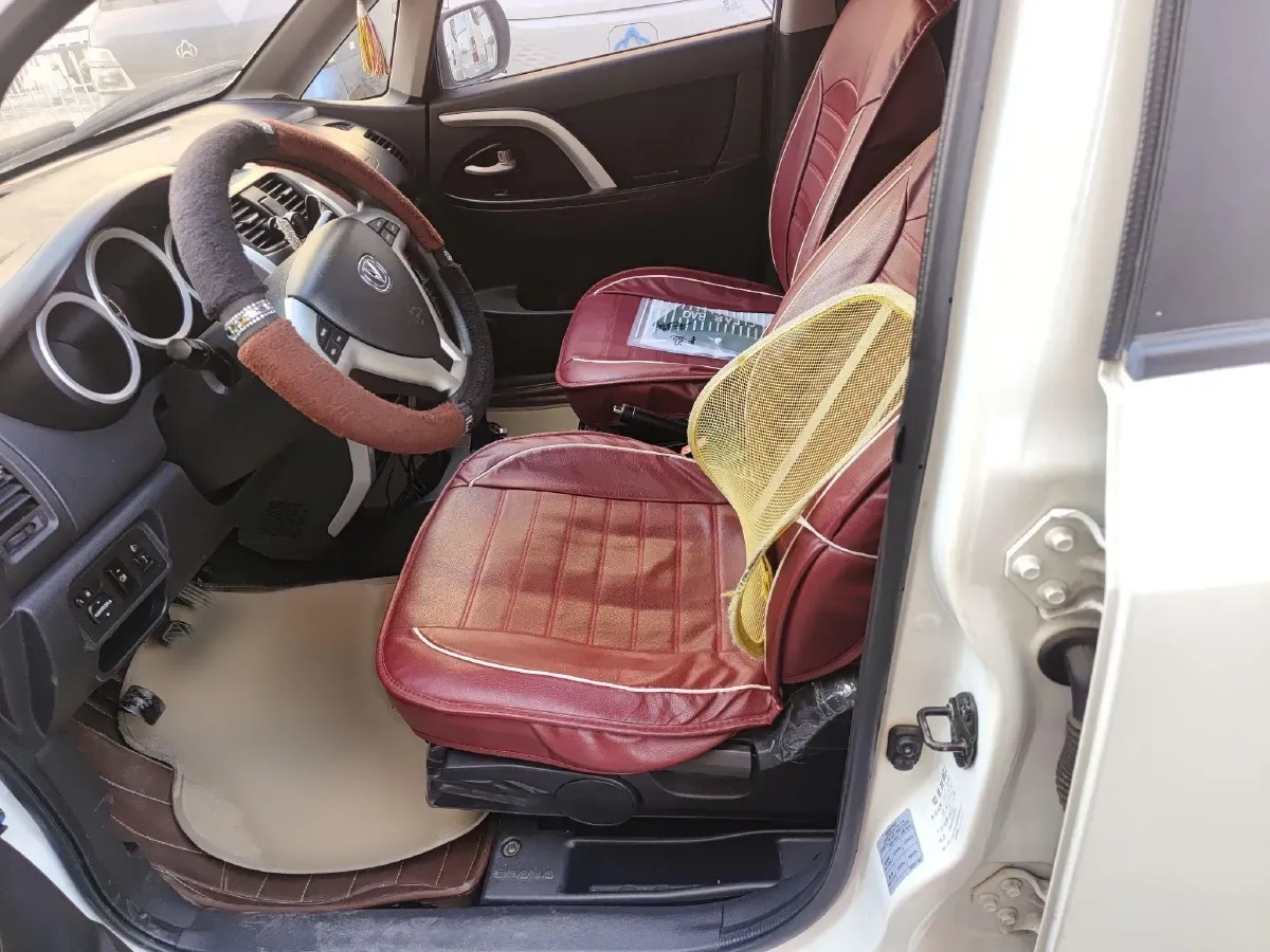 2014 ChangAn CX20 1.4L 101HP L4 5MT,autocango,china used car exporter,china ev exporter,chinese used car exporter,chinese used ev exporter