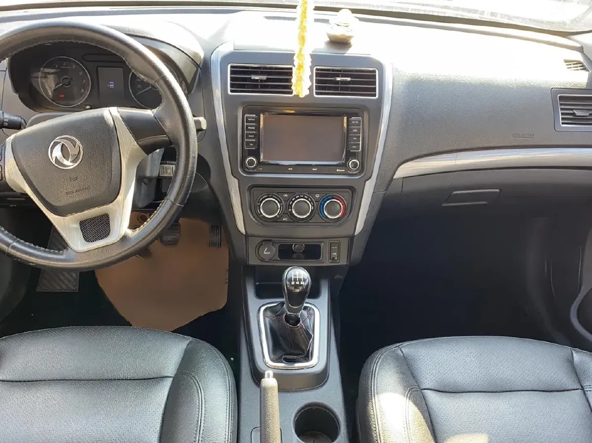 2014 DongFeng Forthing Joyear S50 1.5L 120HP L4 5MT,autocango,china used car exporter,china ev exporter,chinese used car exporter,chinese used ev exporter