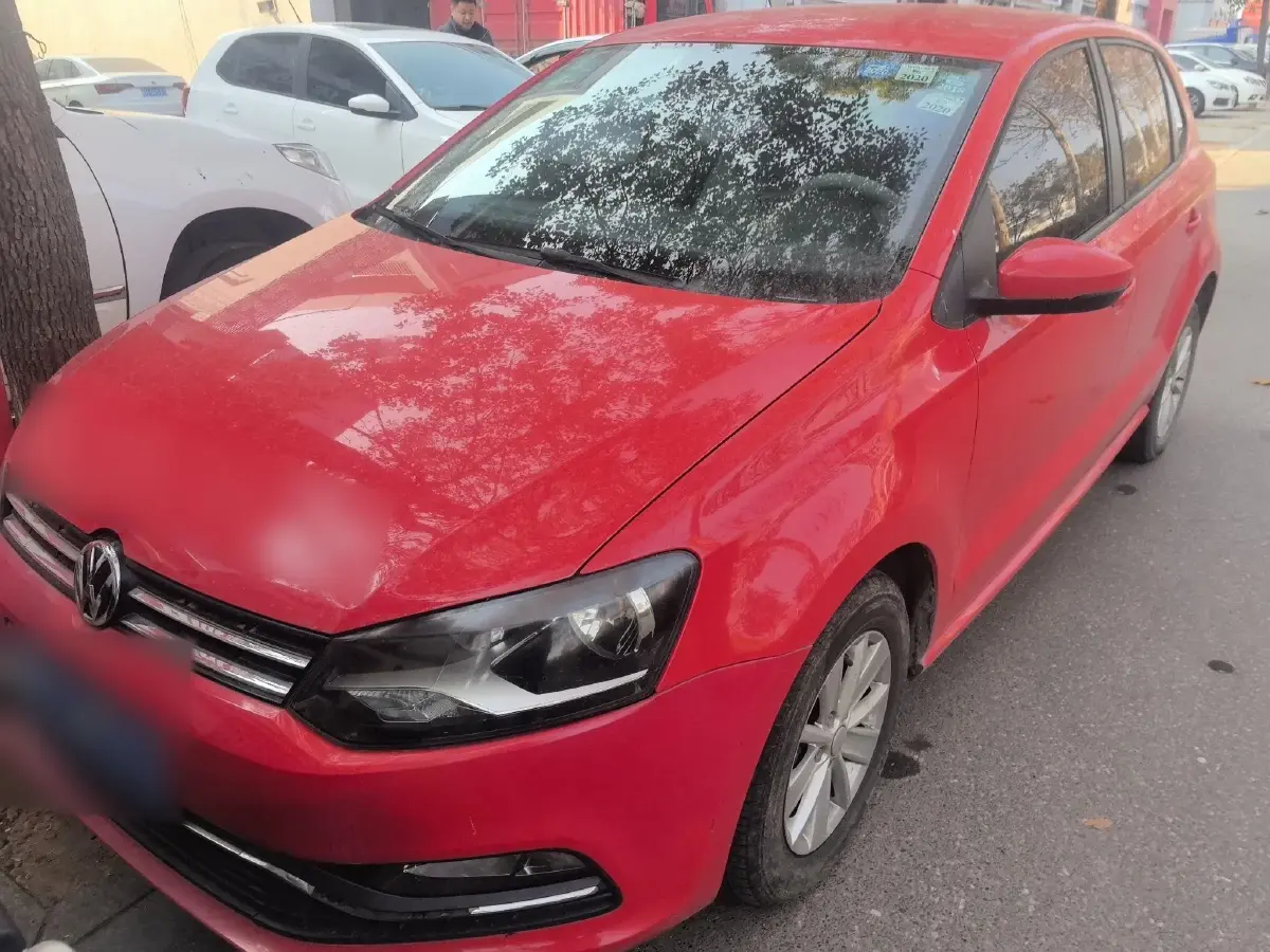 2014 Volkswagen Polo 1.4L 90HP L4 5MT
