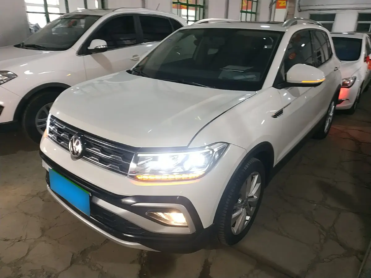 2019 Volkswagen T-Cross 1.5L 113HP L4 6AT