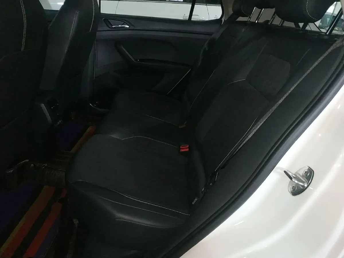 2019 Volkswagen T-Cross 1.5L 113HP L4 6AT,autocango,china used car exporter,china ev exporter,chinese used car exporter,chinese used ev exporter