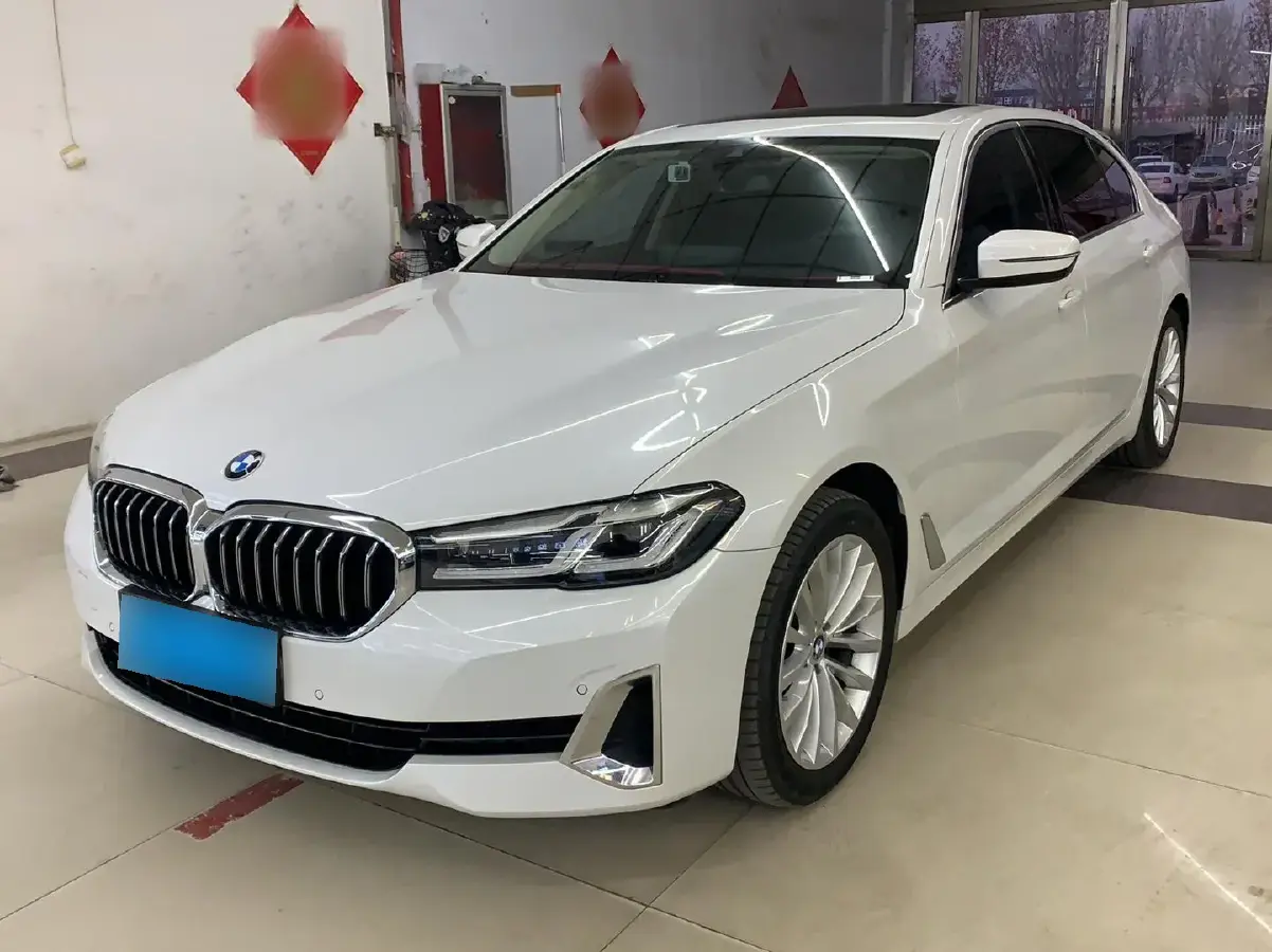 2021 BMW 5 Series 2.0T 184HP L4 8AT