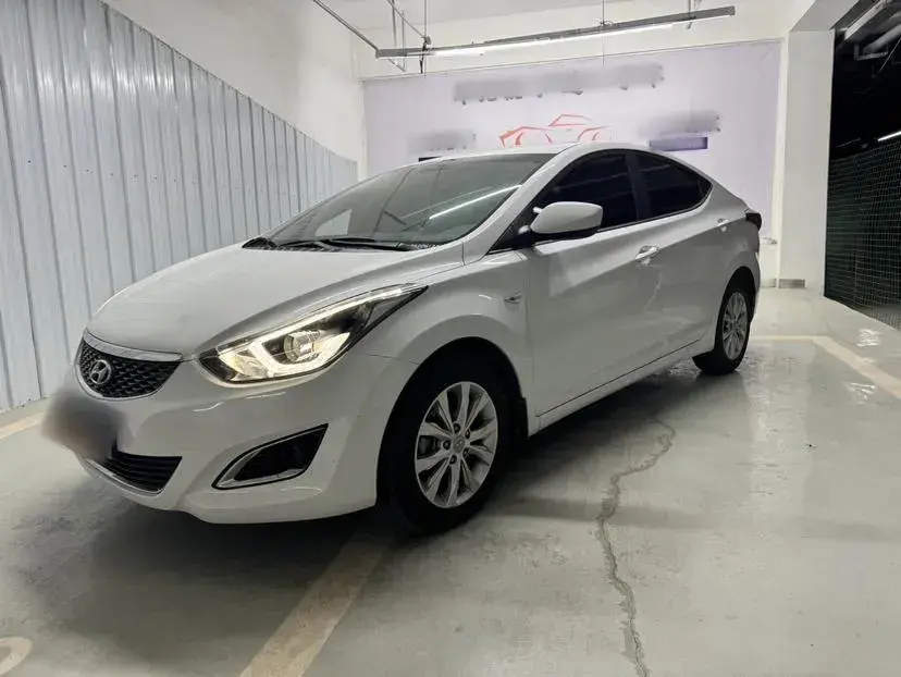 2016 Hyundai Elantra 1.6L 128HP L4 6AT