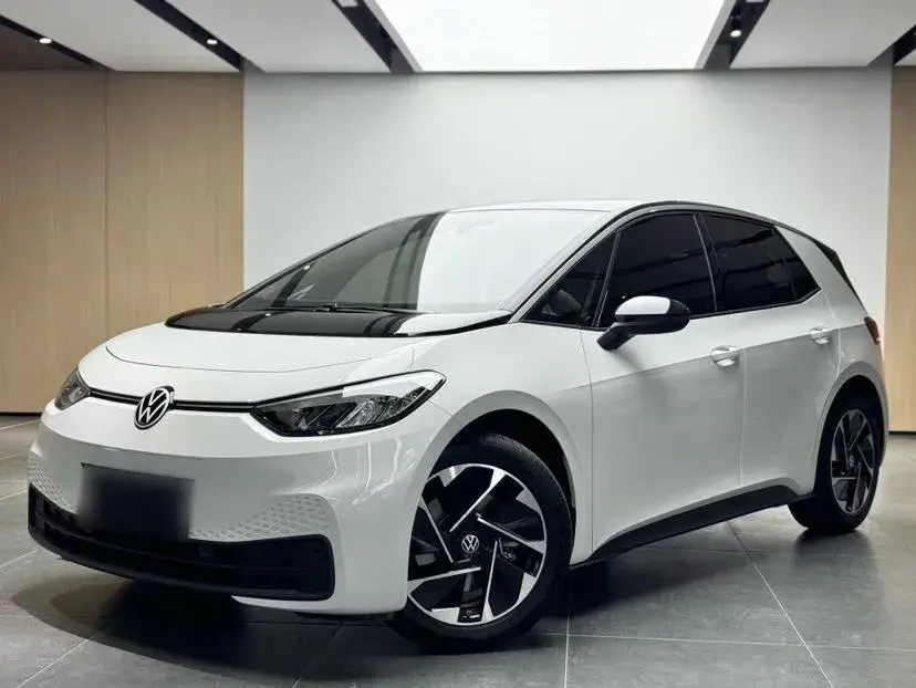2025 Volkswagen ID.3 BEV 52.8KWH