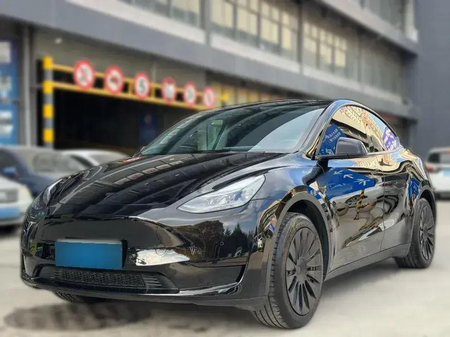 2022 Tesla Model Y BEV 60KWH