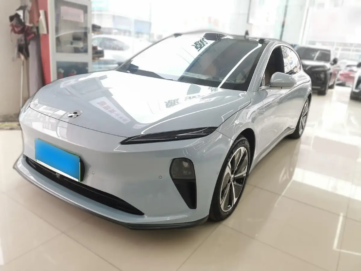 2023 NIO ET5T BEV 75KWH