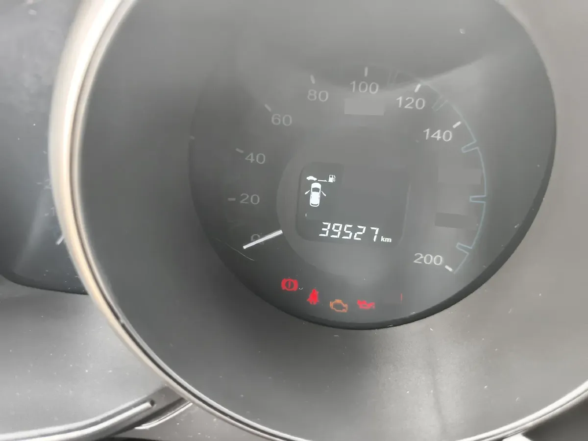 2016 ChangAn Oshan CX70 1.6L 117HP L4 5MT,autocango,china used car exporter,china ev exporter,chinese used car exporter,chinese used ev exporter